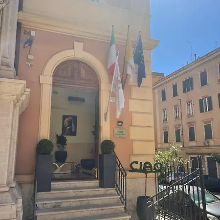 Szálloda Ottaviano Augusto 3*