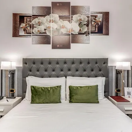 Hotell Ottaviano Augusto 3*